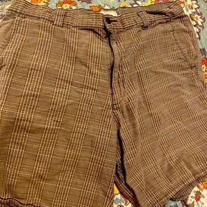 Men’s plaid Dockers shorts. Size 40.
